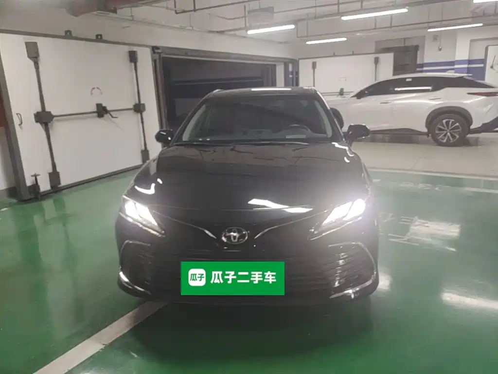 Toyota Camry 2021 2.5G Luxury Edition фото 3