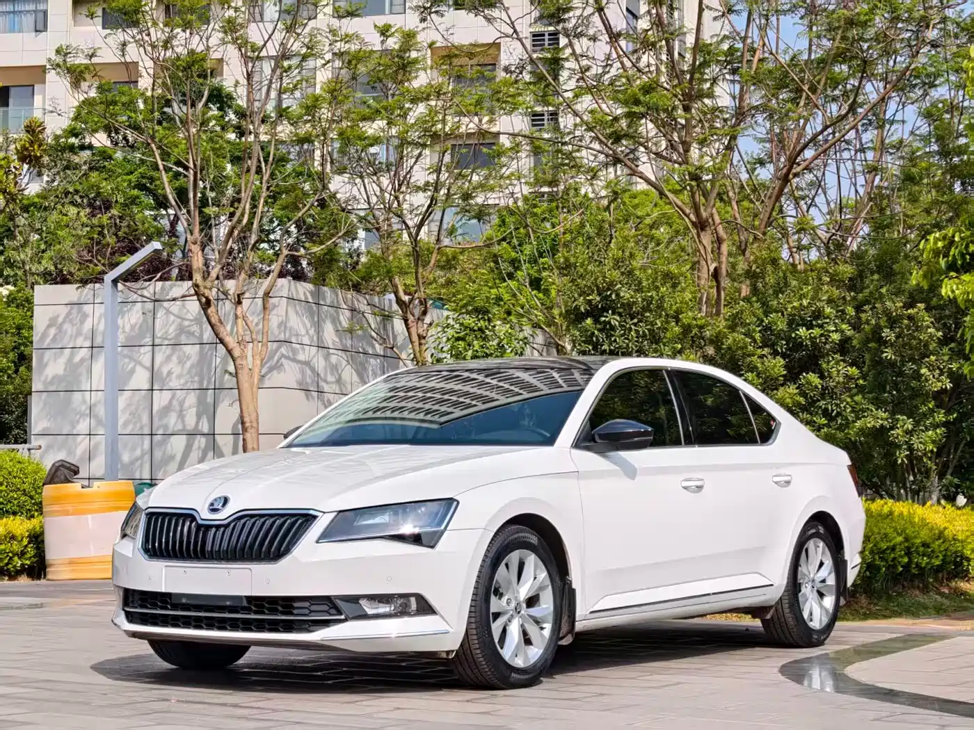 Škoda Superb 2018 TSI330 DSG Comfort Edition China V