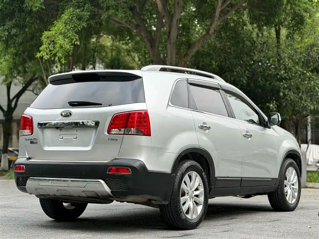Kia Sorento 2012 2.2T Diesel Luxury Edition фото 6