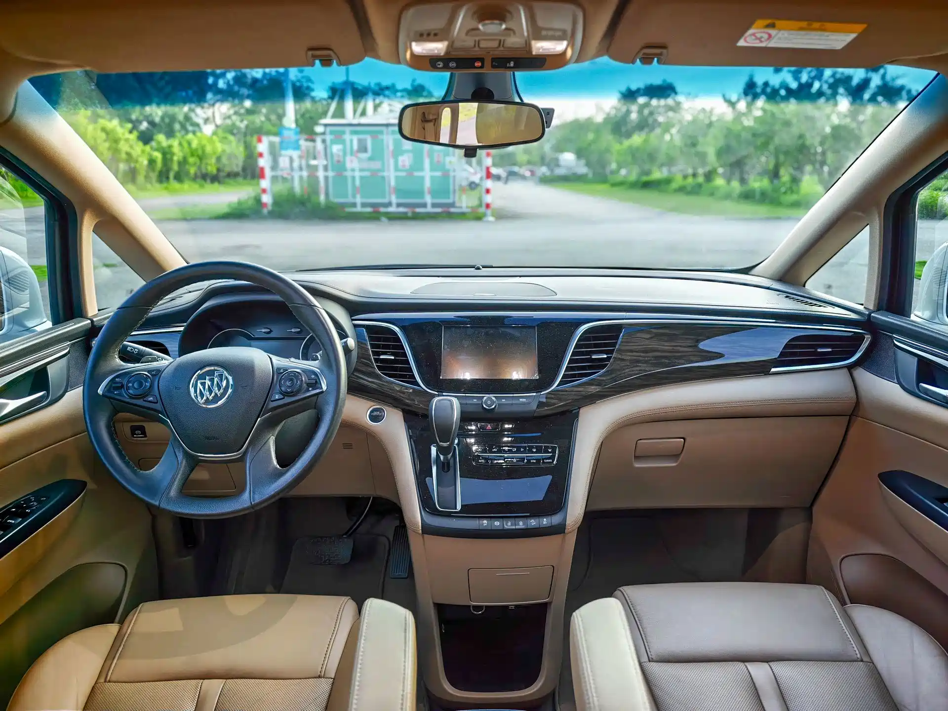 Фото 8 - Buick GL8