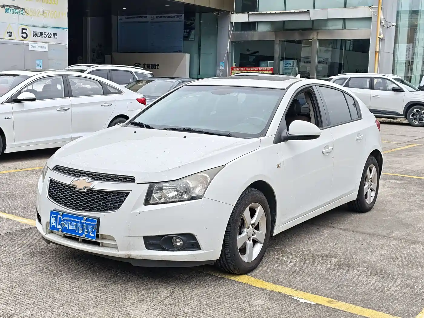 Chevrolet Cruze 2013 Hatchback 1.6L Automatic Luxury