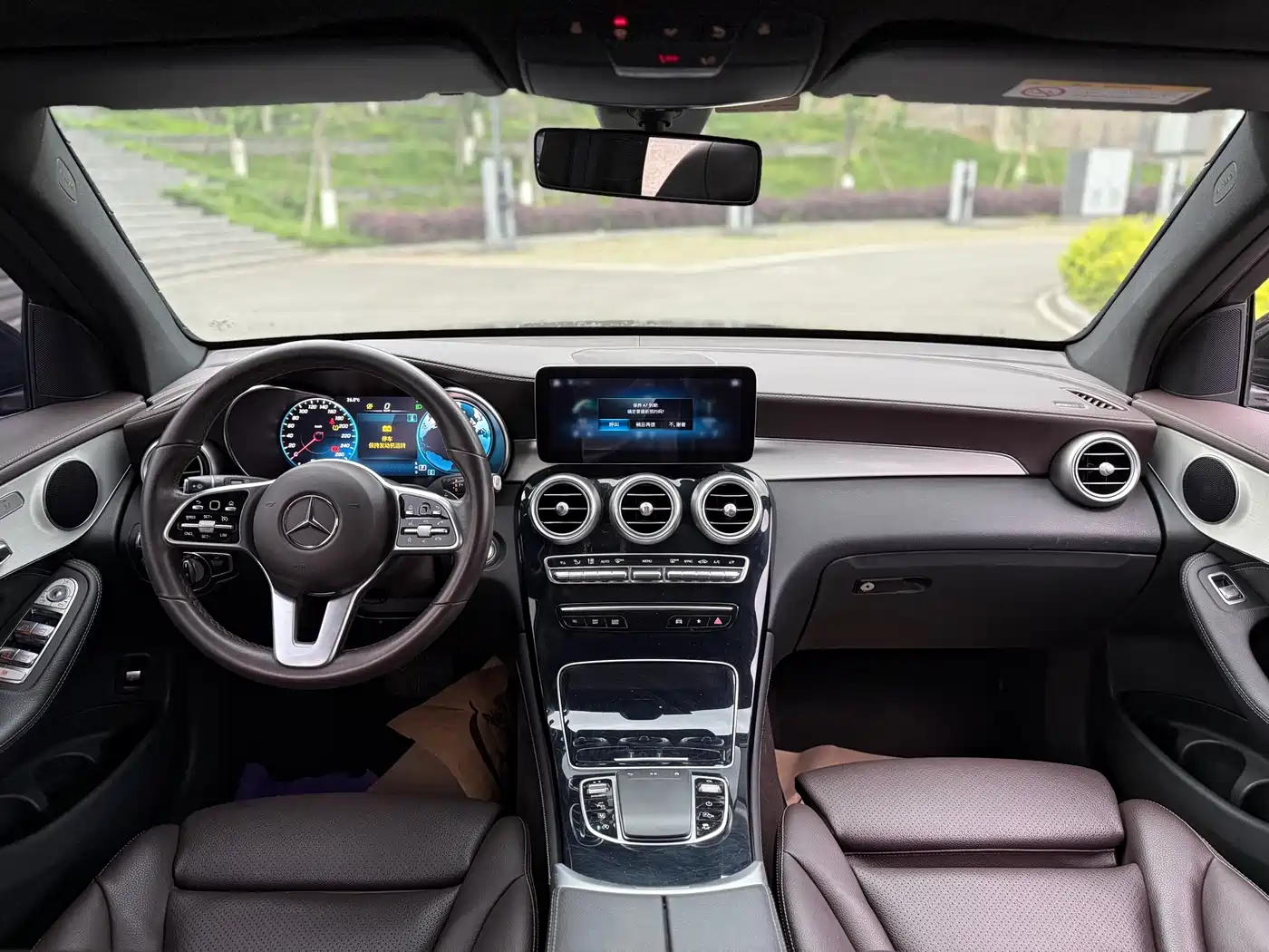 Mercedes-Benz GLC 2020 Facelift GLC 260 L 4MATIC Dynamic фото 7