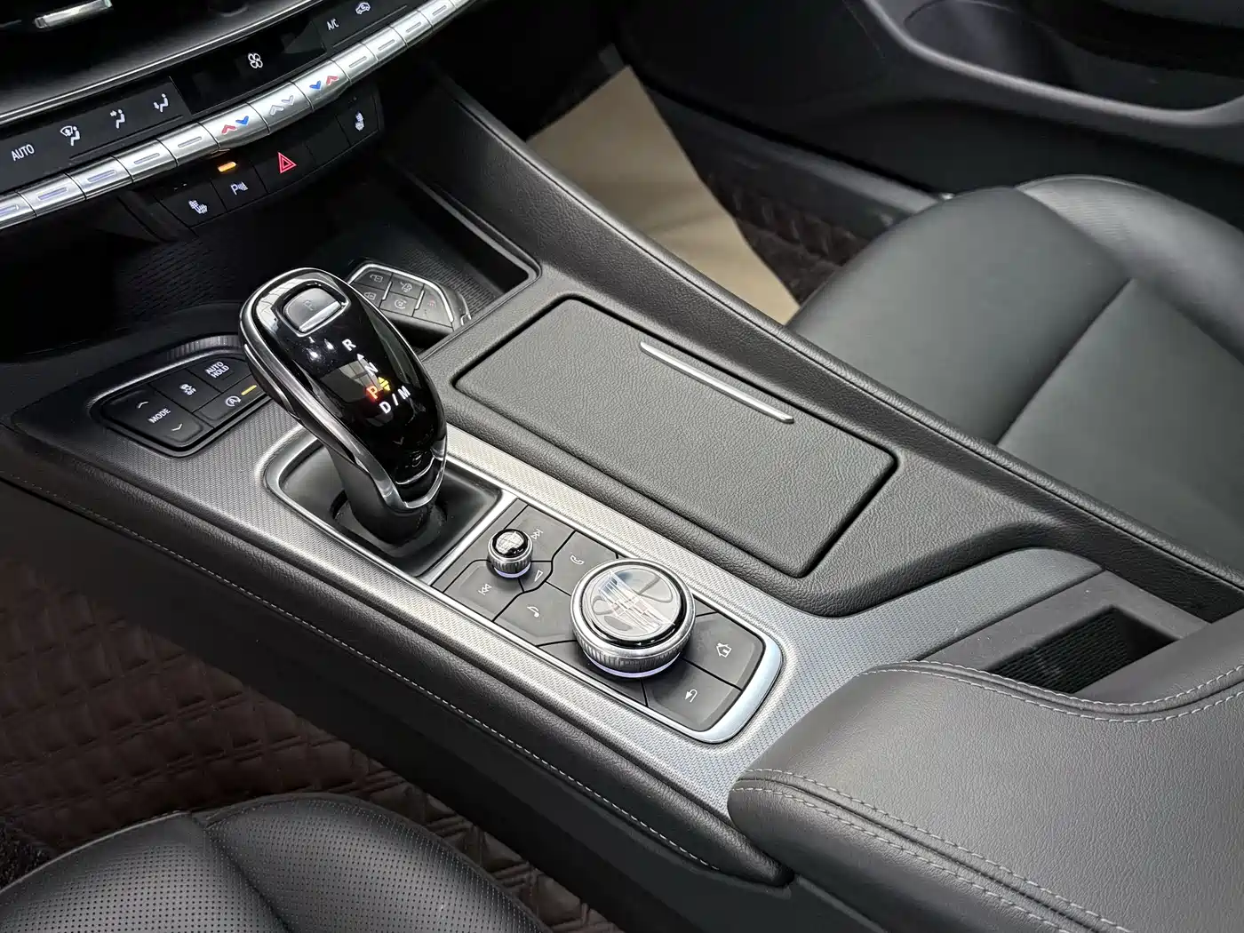 Cadillac CT5 2020 Facelift 28T Leading Sport Edition фото 9