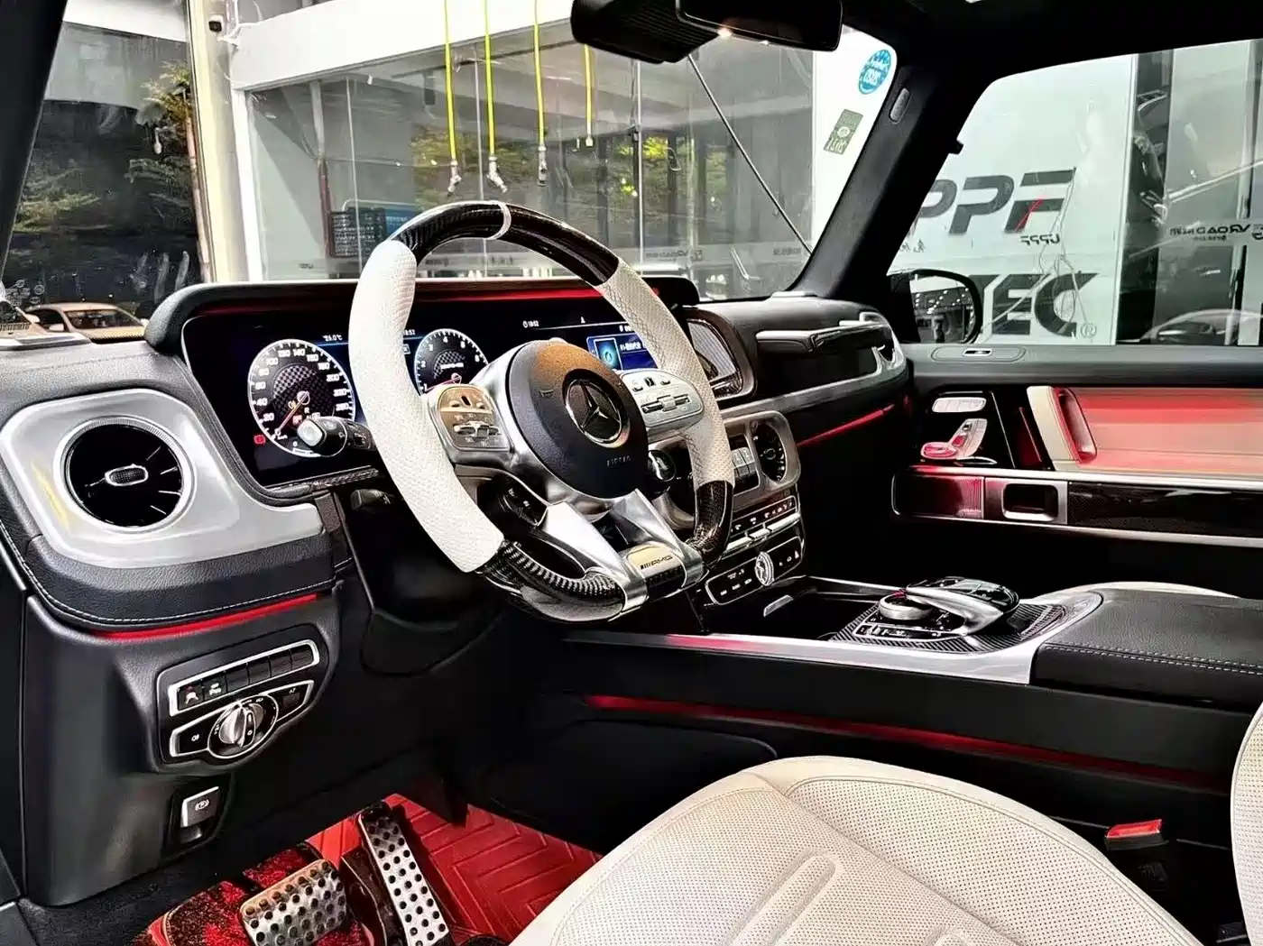 Mercedes-Benz G-Class 2023 G 500 фото 9