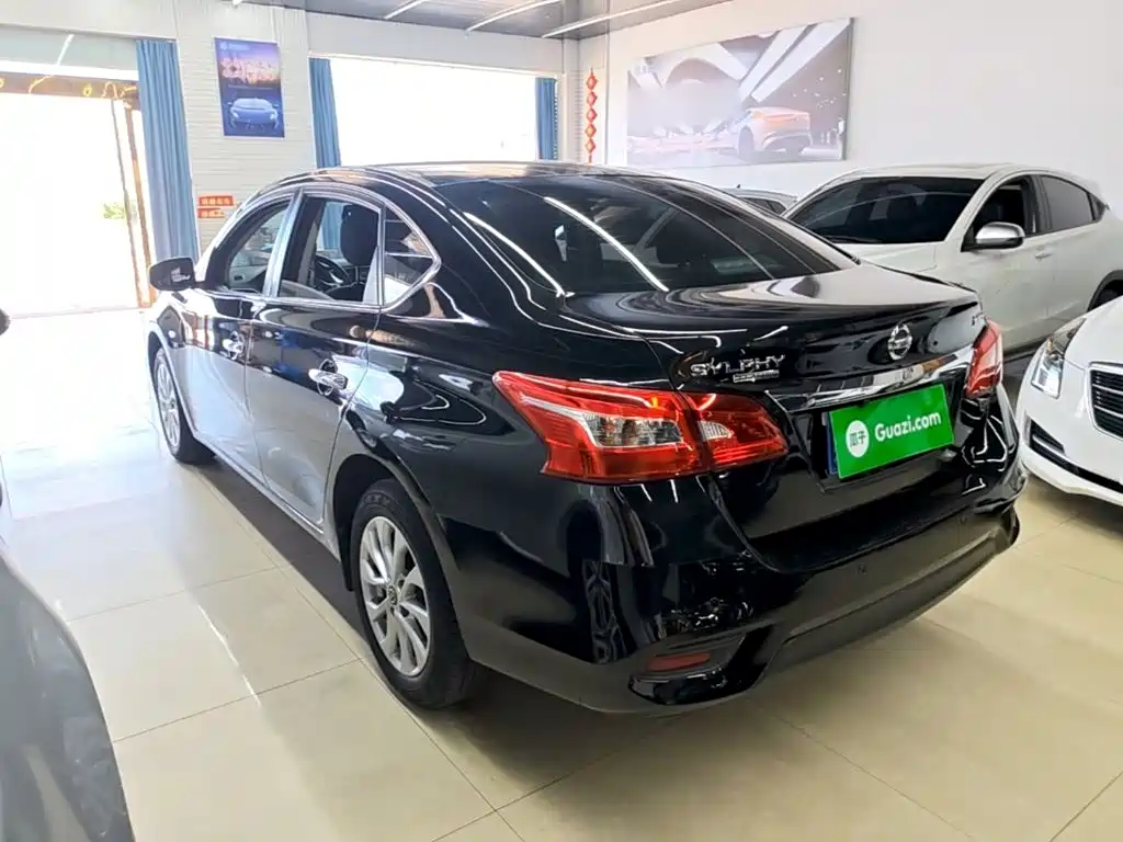 Nissan SYLPHY, миниатюра 5