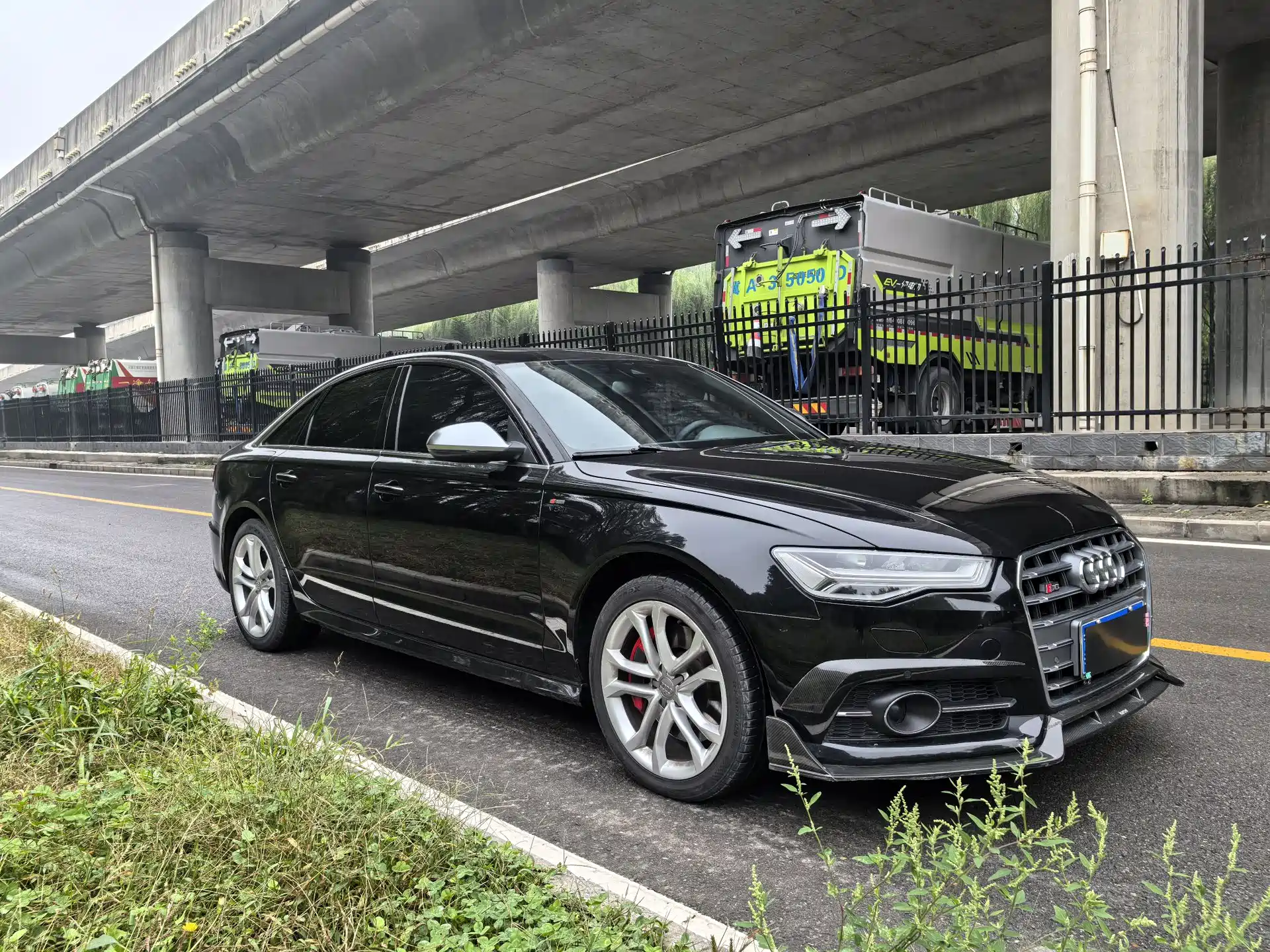 Фото 3 - Audi S6
