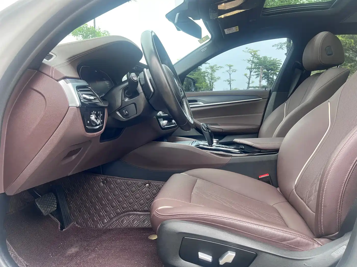 BMW 5 Series 2022 530Li Leading M Sport Package фото 7