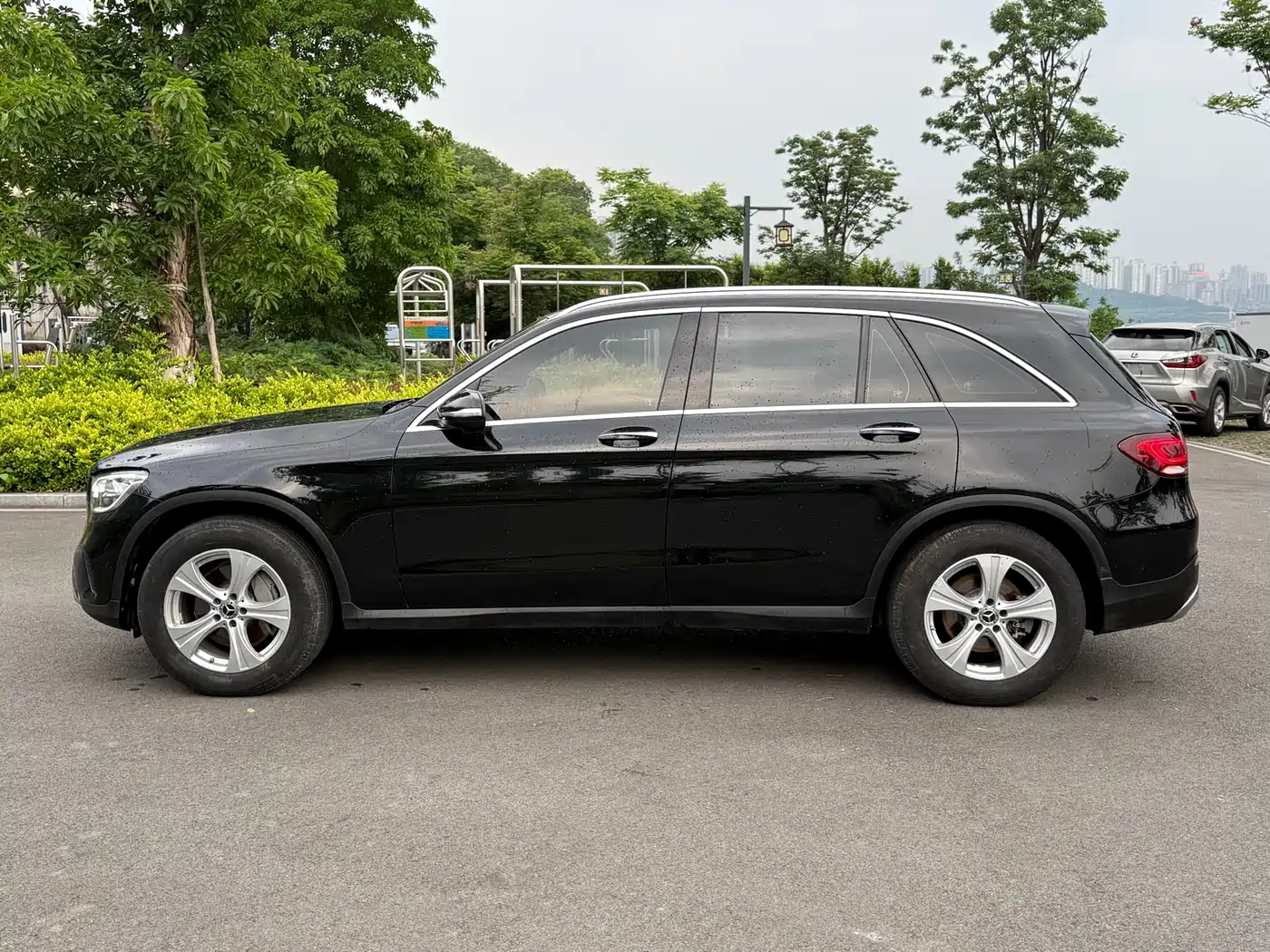 Mercedes-Benz GLC 2020 Facelift GLC 260 L 4MATIC Dynamic фото 3