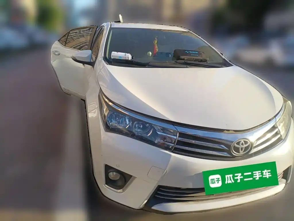Photo 3 - Toyota Corolla