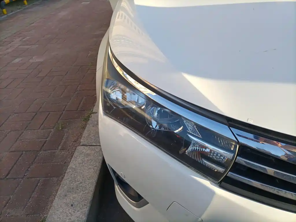 Photo 7 - Toyota Corolla