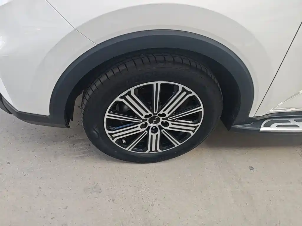 Фото 23 - Kia Sportage