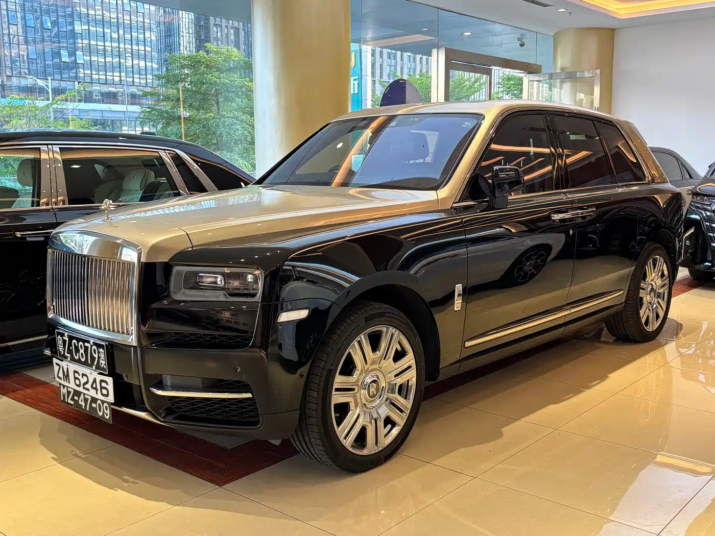 Rolls-Royce Cullinan 2018 4-Seater Version
