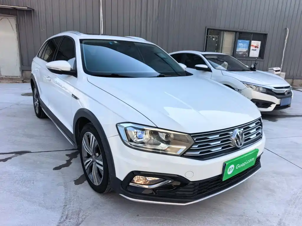 Volkswagen C-TREK 2019 2018 230TSI DSG Comfort