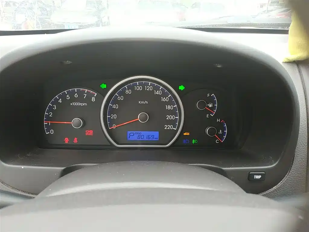 Hyundai Elantra 2015 1.6L Automatic Comfort фото 12