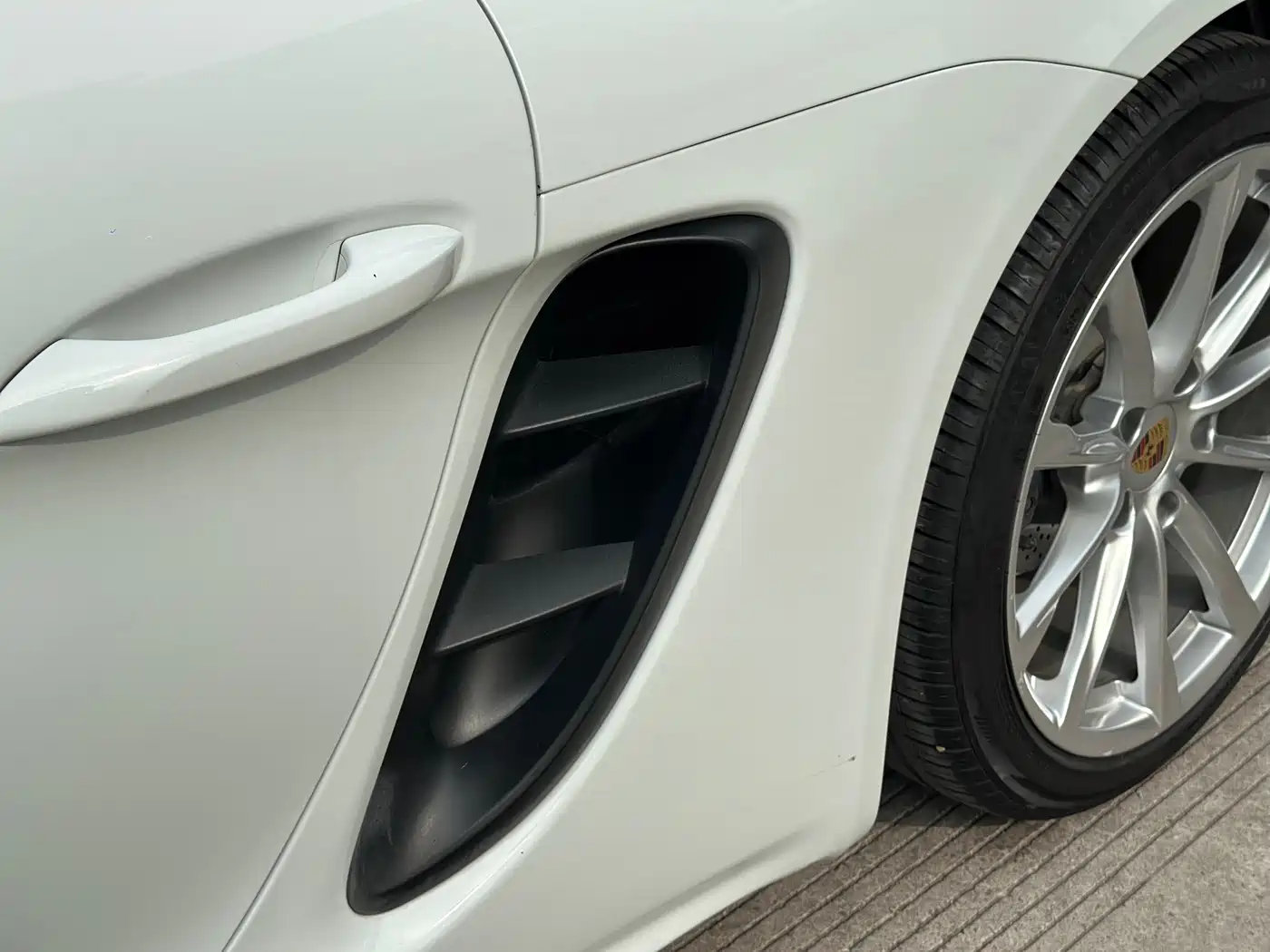 Porsche 718 2016 Cayman 2.0T фото 16