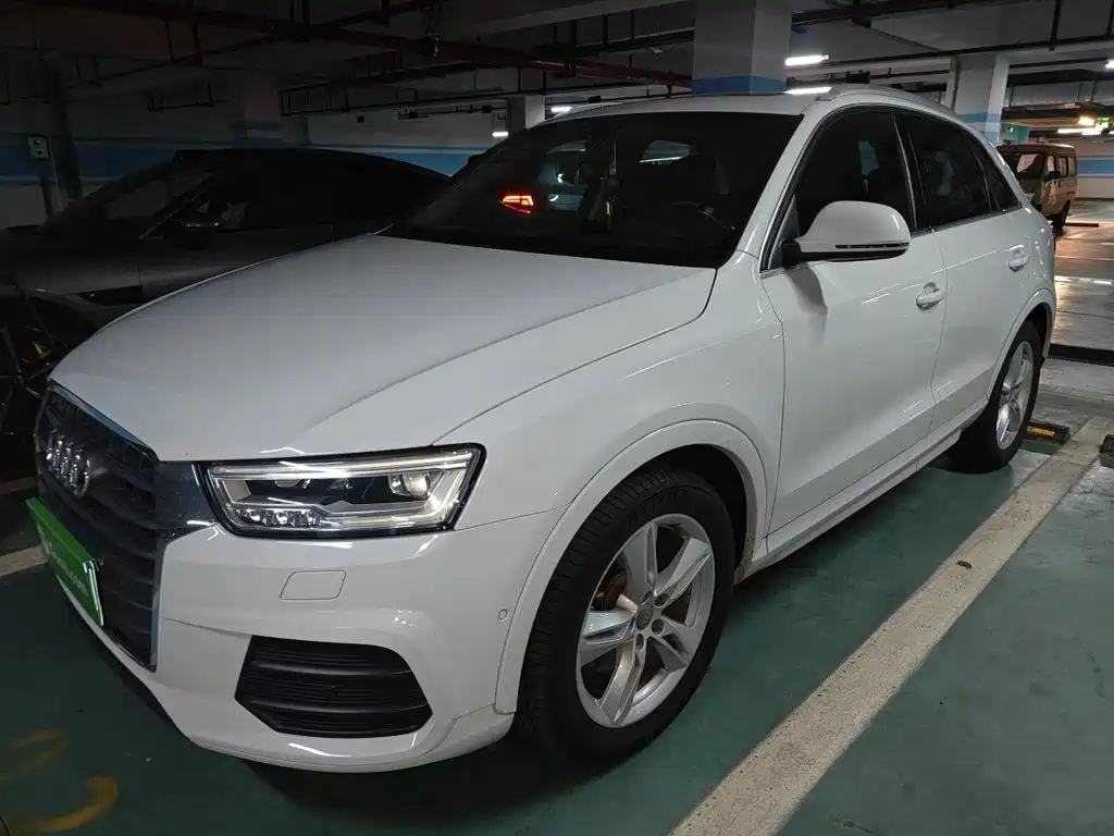 Фото 1 - Audi Q3