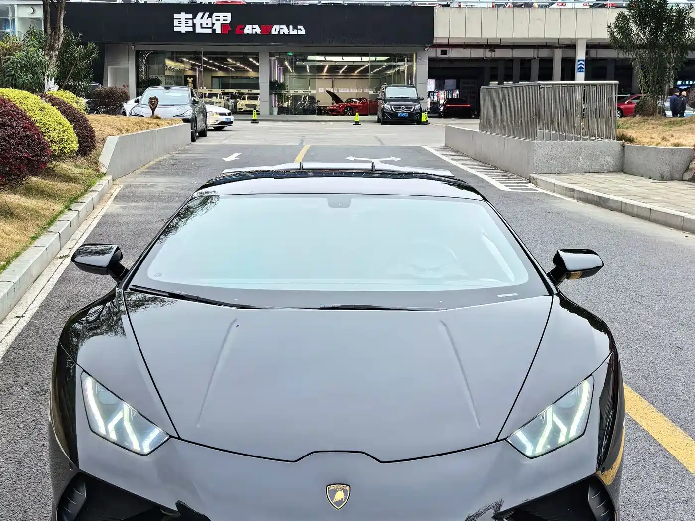 LAMBORGHINI HURACÁN