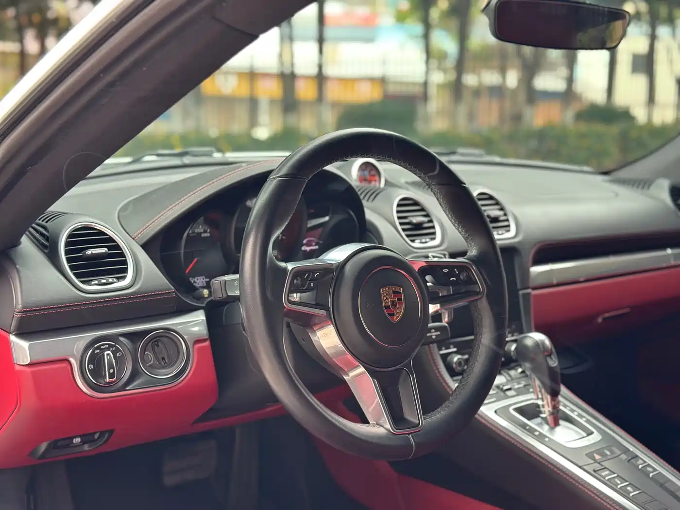Porsche 718 2016 Cayman 2.0T фото 5