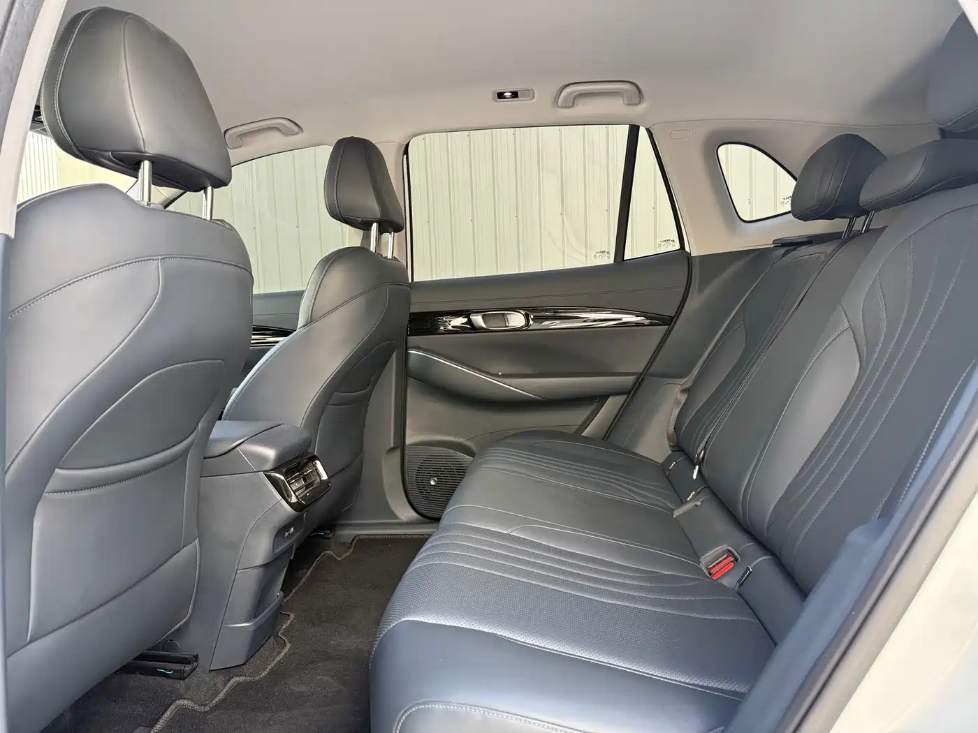 Photo 20 - Geely Galaxy Galaxy E5