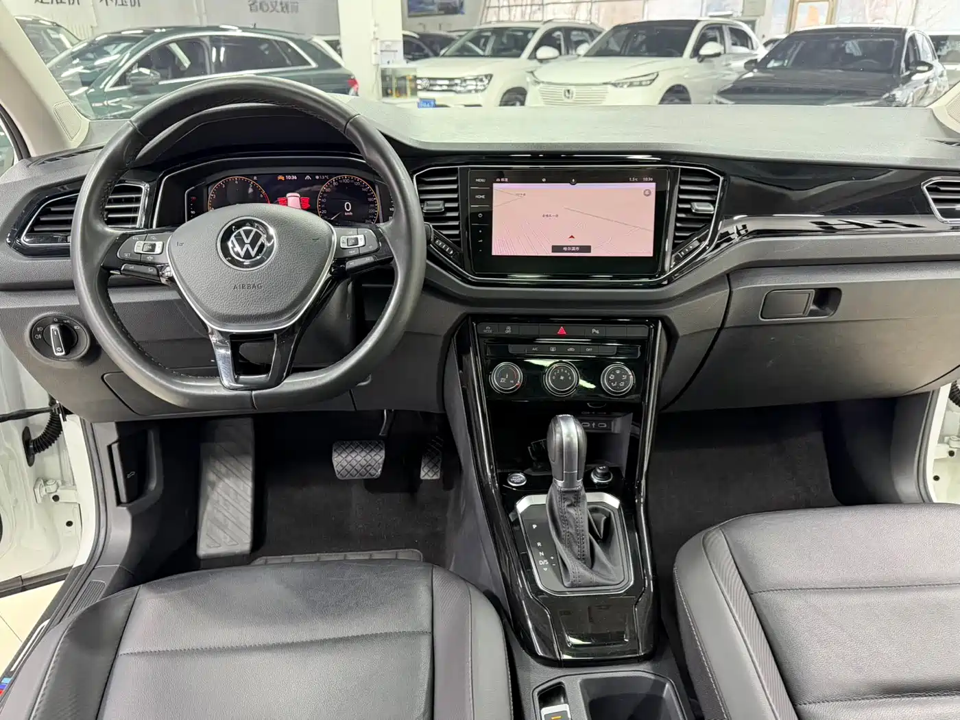 VOLKSWAGEN T ROC EXPLORING SONGS