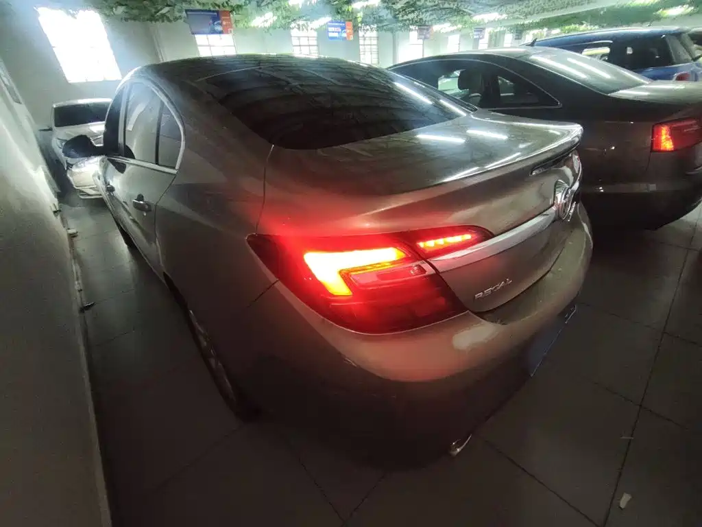 Фото 5 - Buick Regal