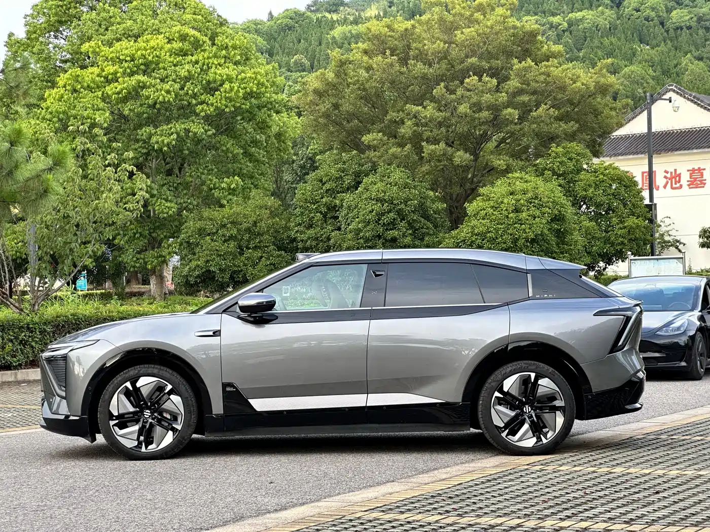 HiPhi Y 2023 2023 560km Elite Edition
