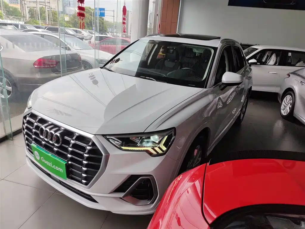 Audi Q3 2019 35 TFSI Progressive Sport