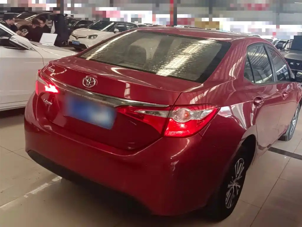 Toyota Levin 2014 1.6G CVT Elite Edition фото 7