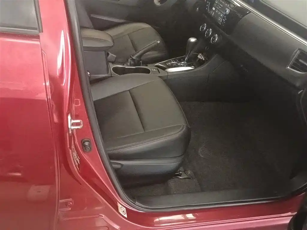 Toyota Levin 2014 1.6G CVT Elite Edition фото 25