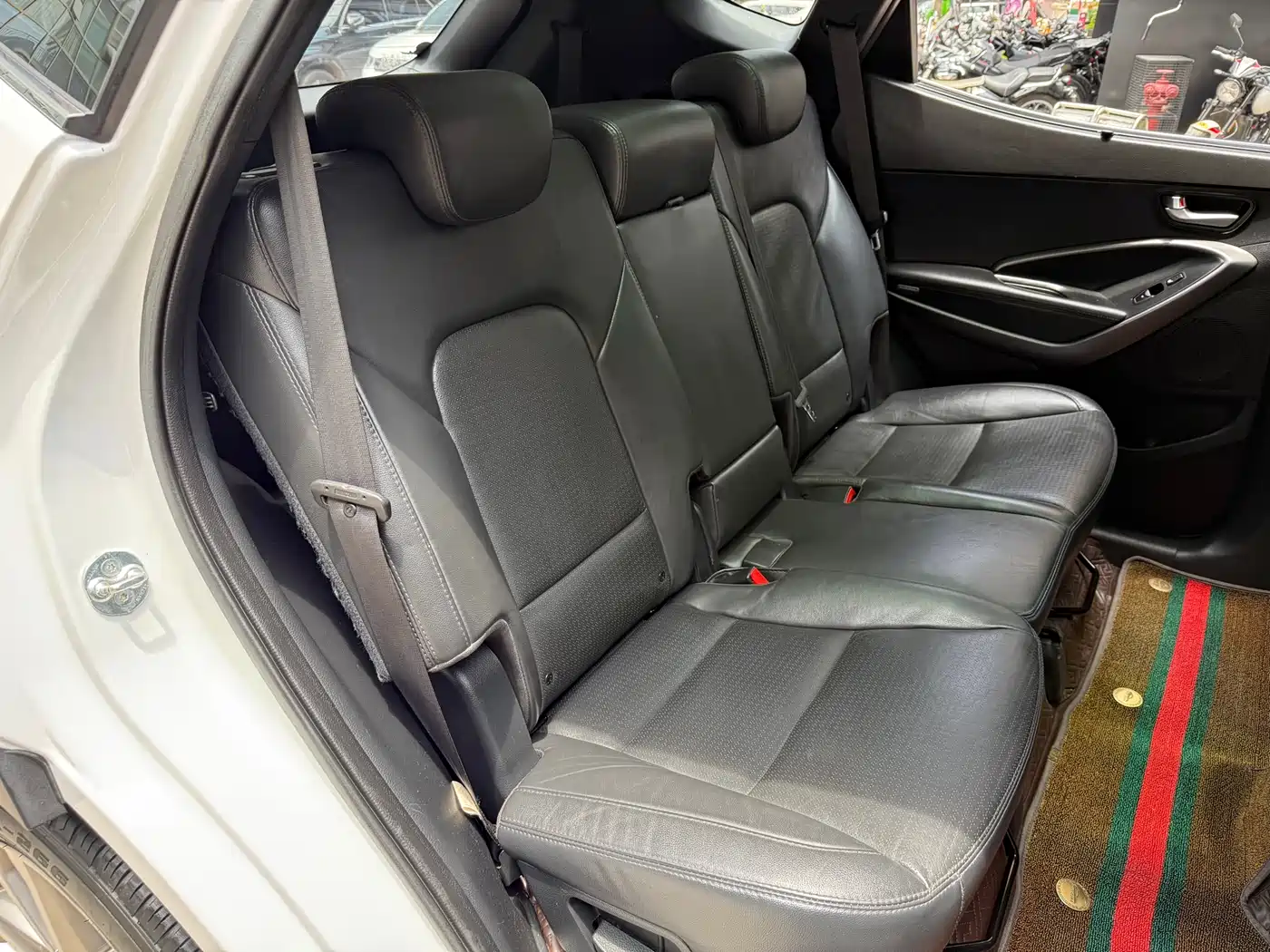 Hyundai Santa Fe 2013 Model 2.4L Automatic 4WD Smart фото 23