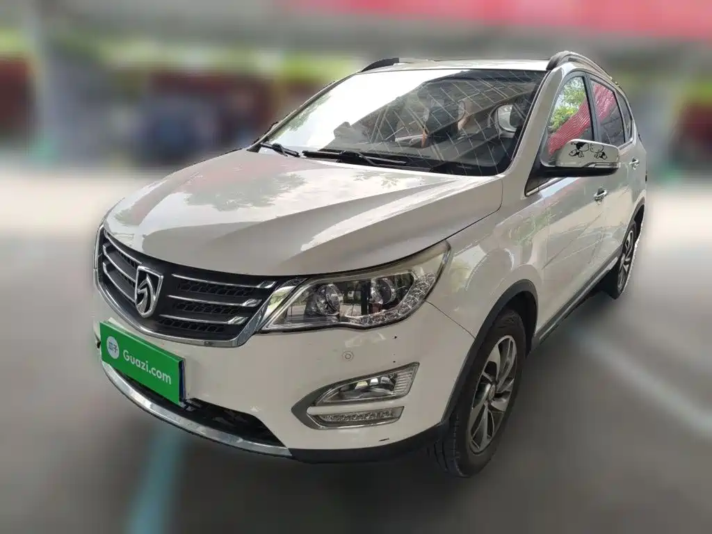 Baojun 560 2017 2016 1.8L iAMT Luxury