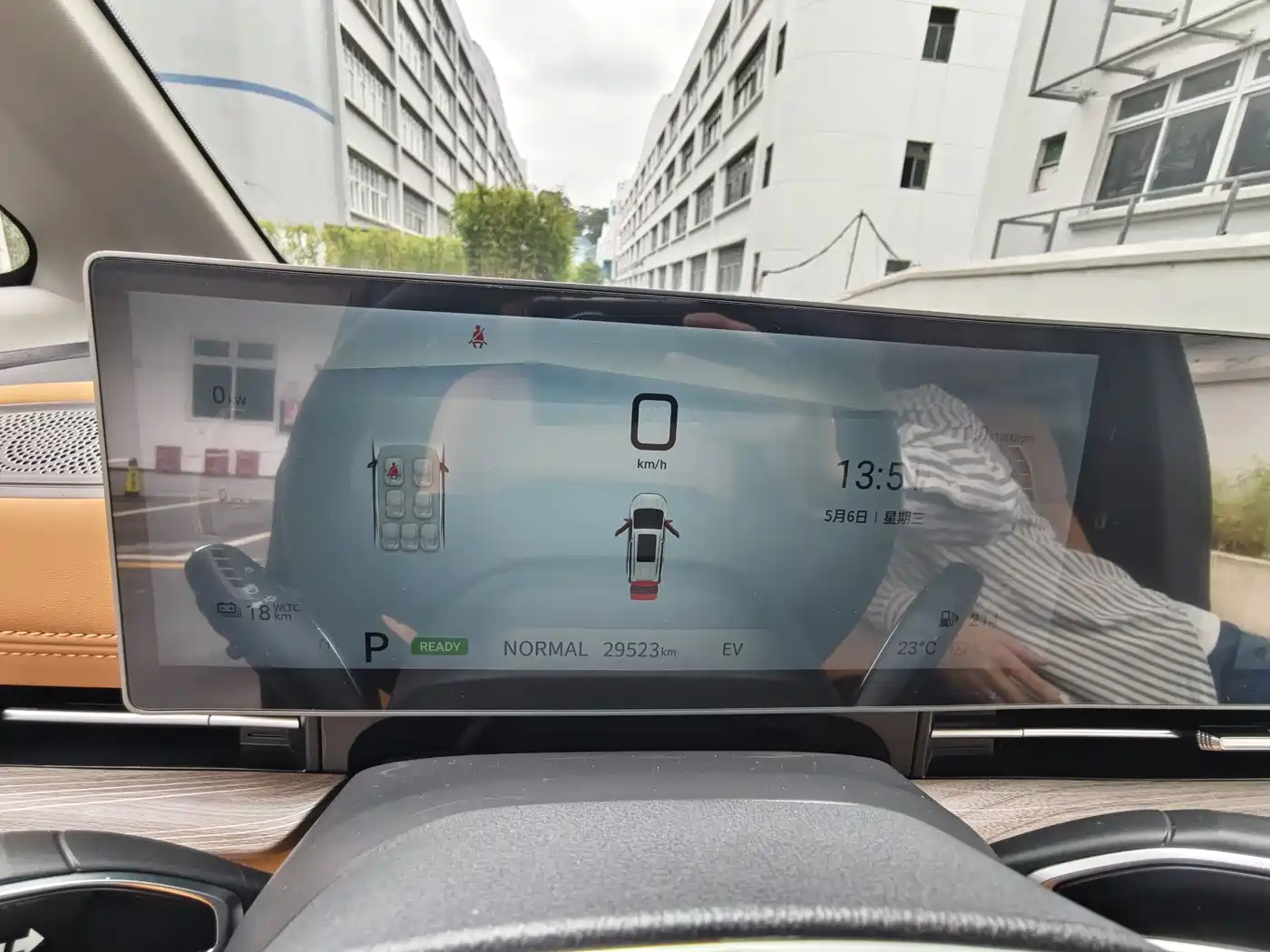SAIC Maxus Maxus G50 PHEV 2025 Pilot Edition фото 16