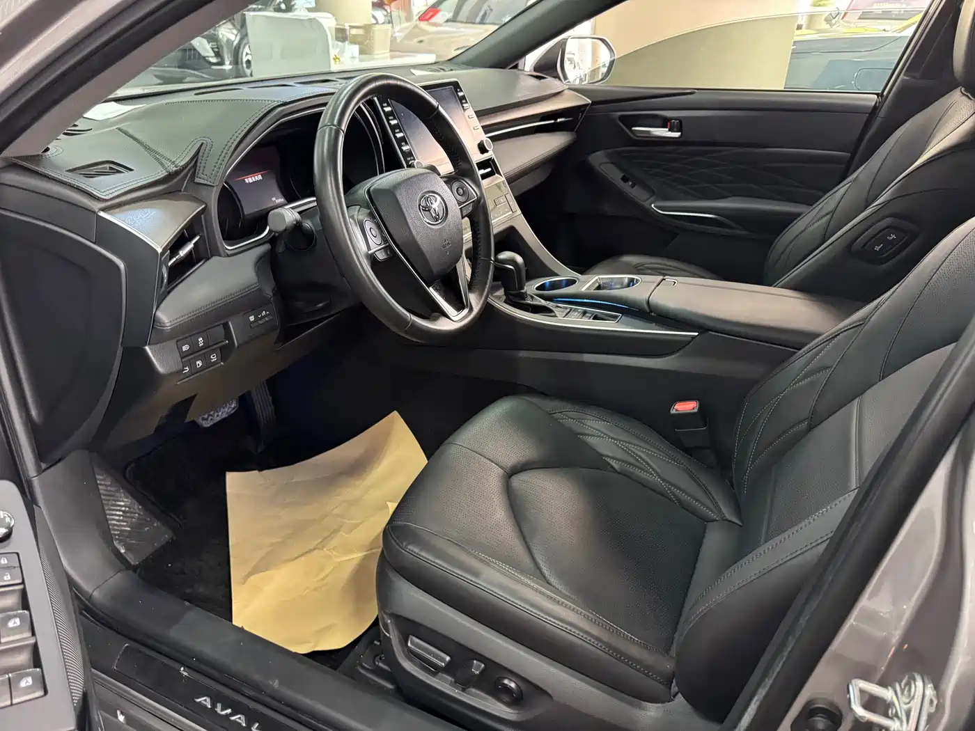 Toyota Avalon 2019 2.5L Touring Premium (China V) фото 3