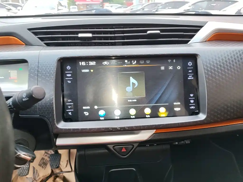 Geely Yuanjing X1 2018 2017 1.3L Manual Crazy Fun Edition