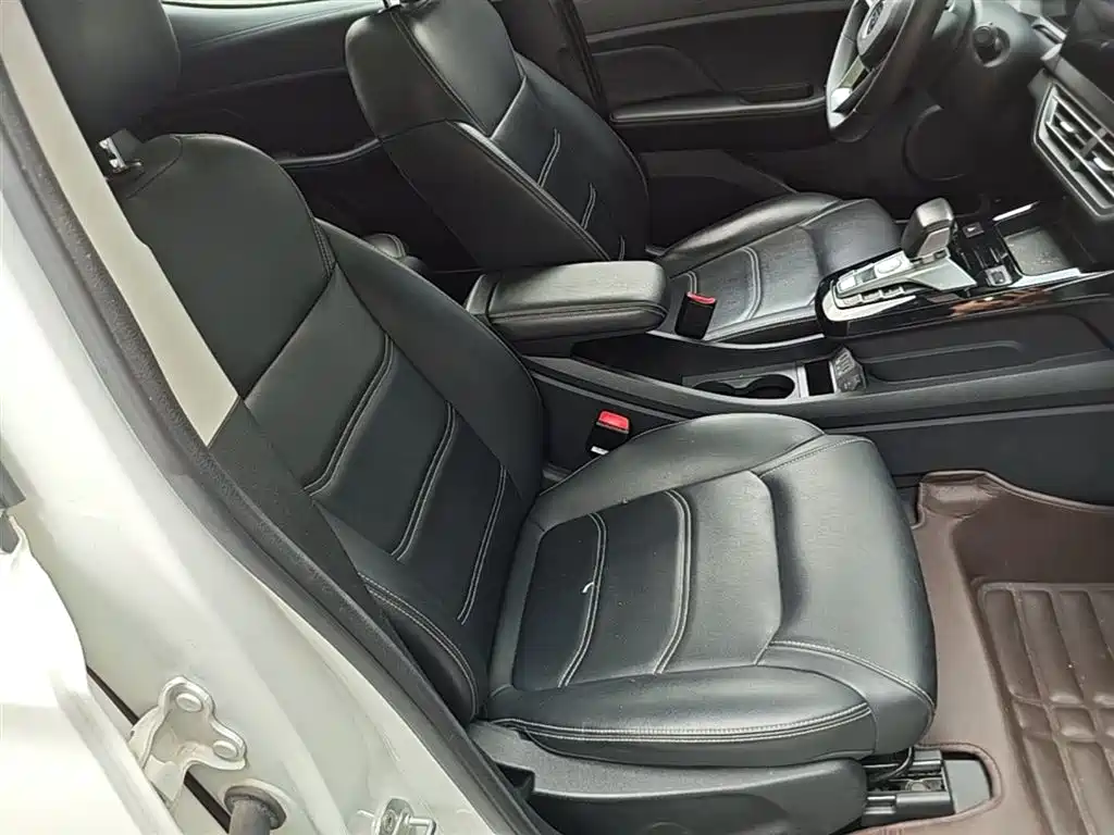 BYD Yuan New Energy 2019 EV360 Smart Connect Edition фото 24