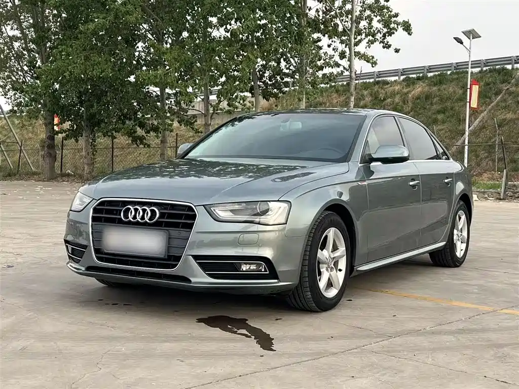 Audi A4L 2015 35 TFSI Auto Standard фото 2