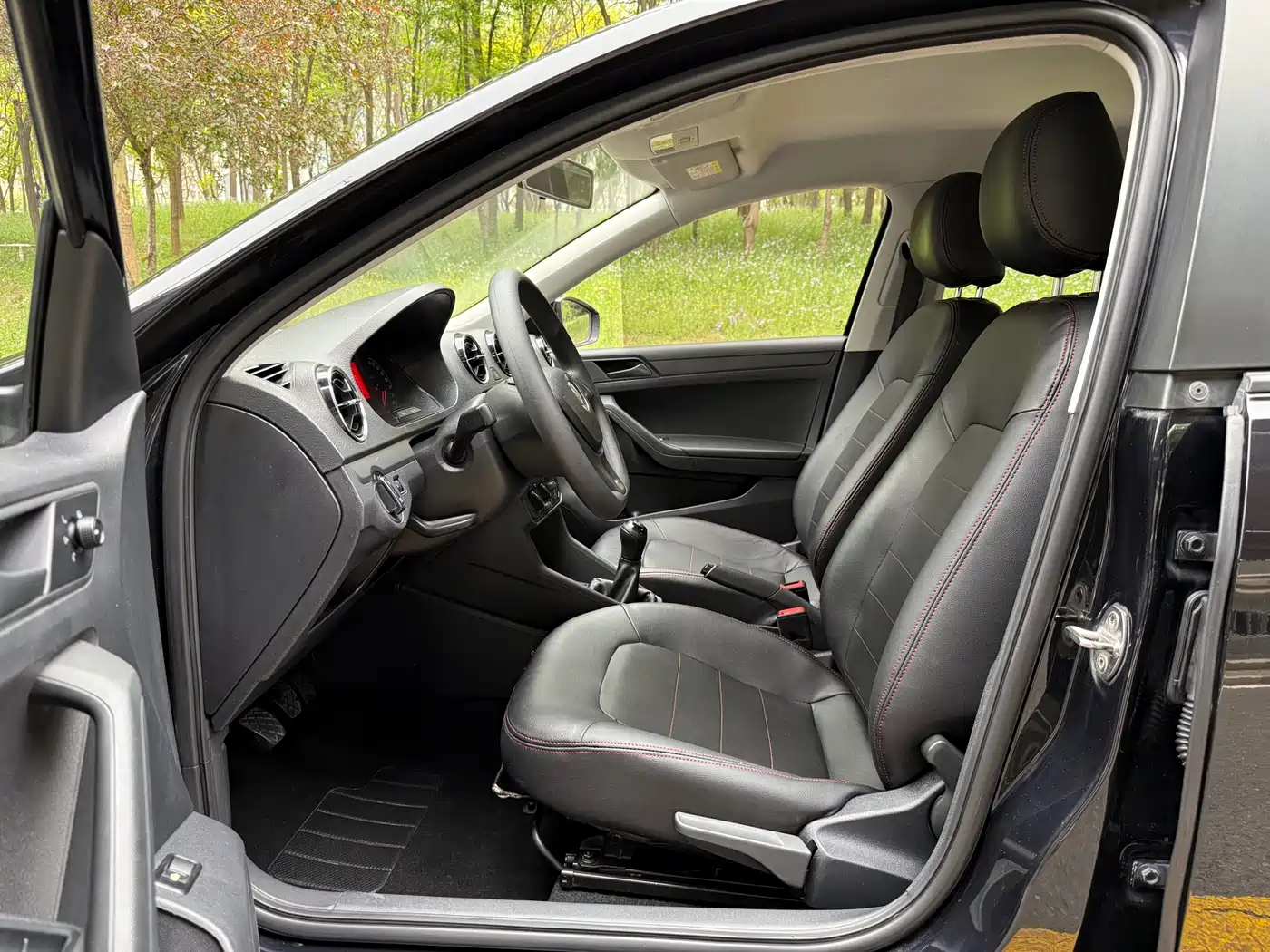Volkswagen Jetta 2017 1.5L Manual Fashion фото 7