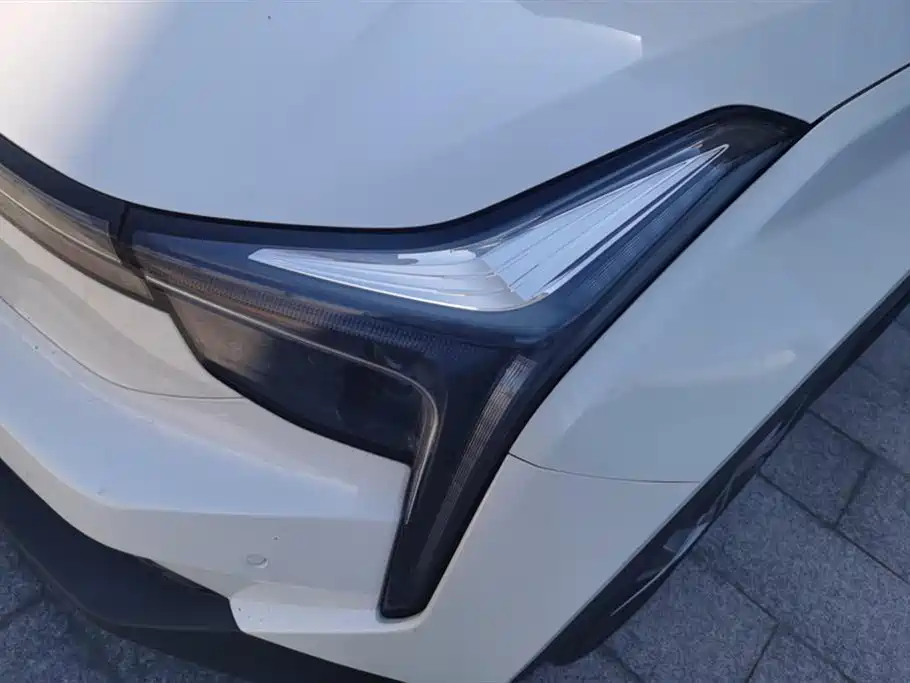 NEZHA AUTOMOBILE NEZHA U