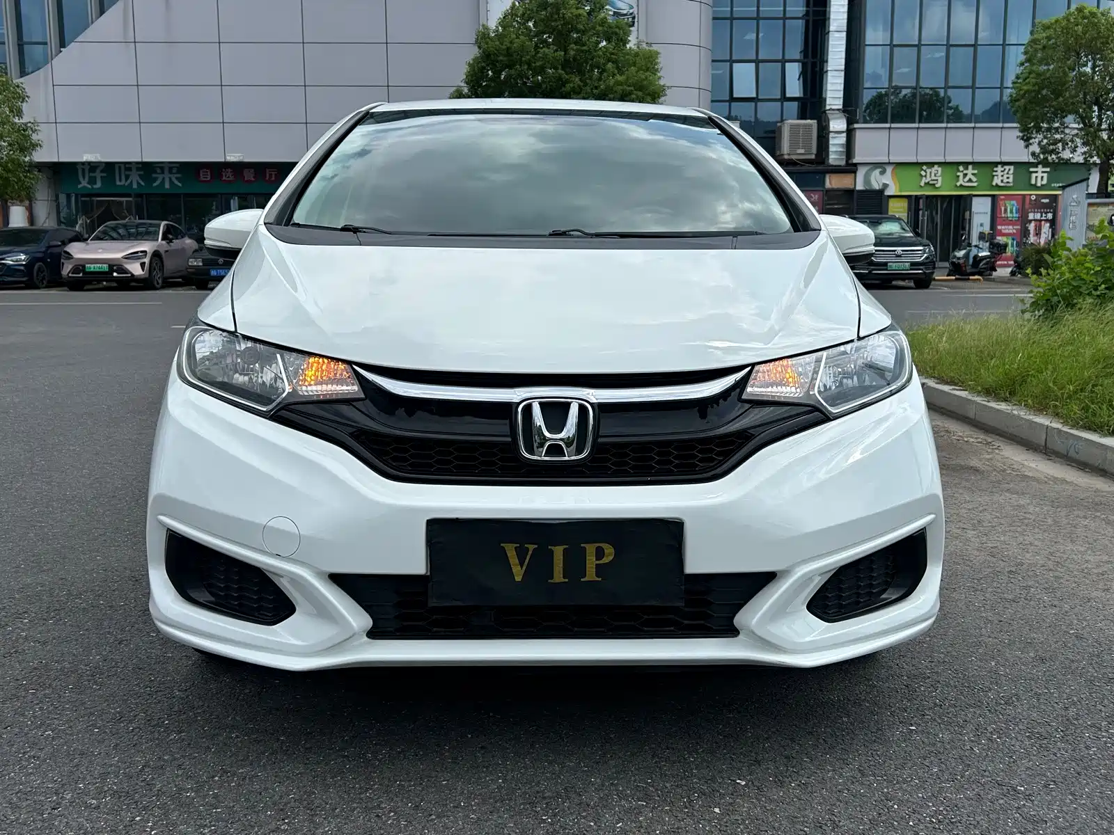Фото 2 - Honda Fit