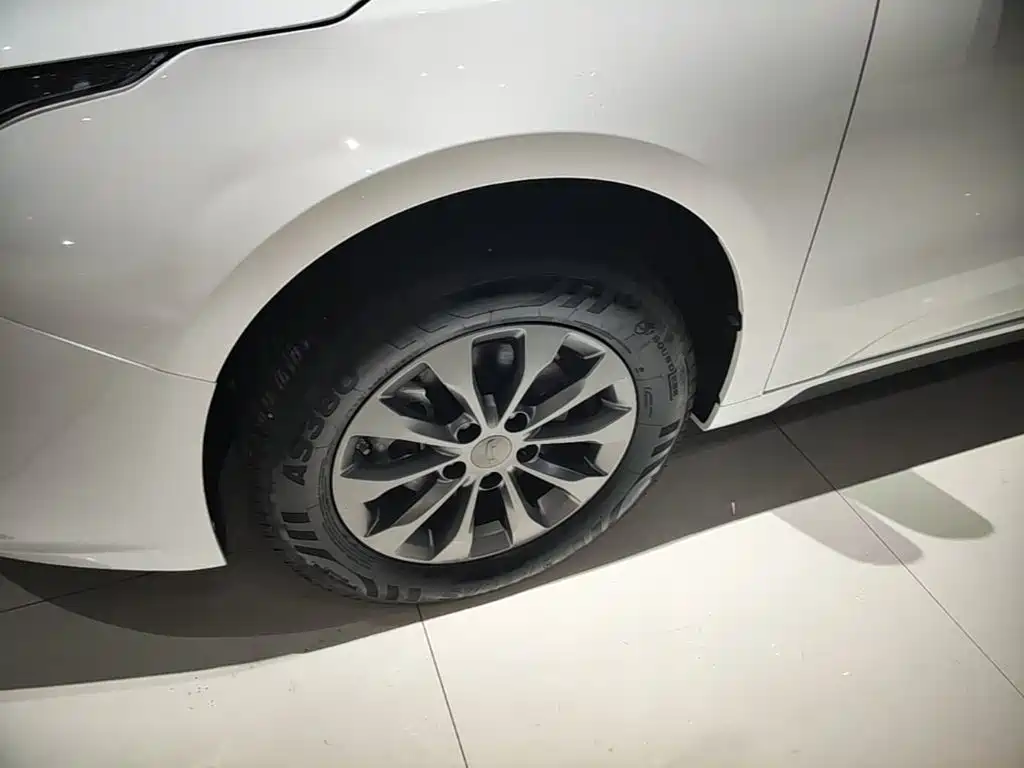 Photo 23 - Geely Geometry A