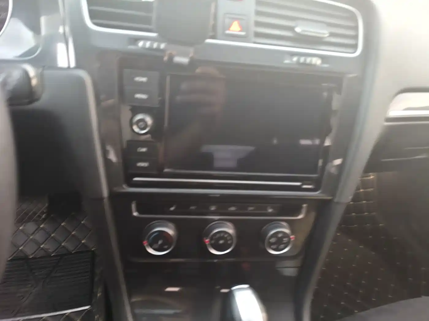 Фото 4 - Volkswagen Golf