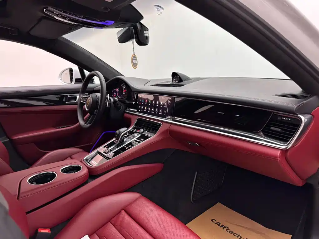 Porsche Panamera, миниатюра 11