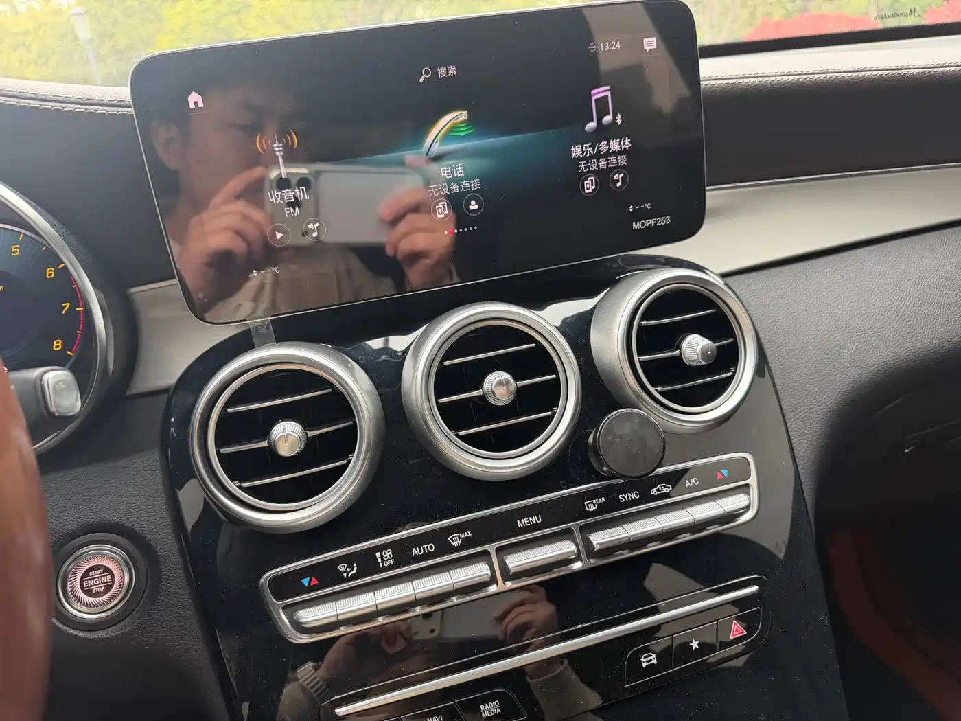 Mercedes-Benz GLC 2020 Facelift GLC 260 L 4MATIC Dynamic фото 11
