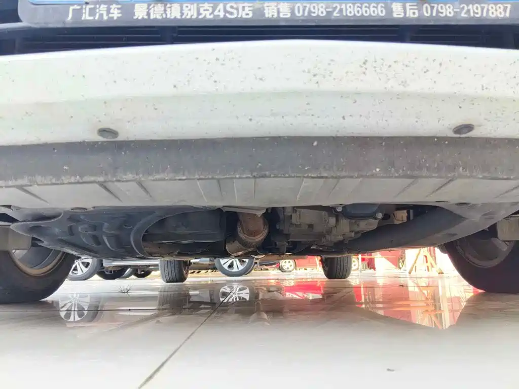 Фото 2 - Buick Excelle