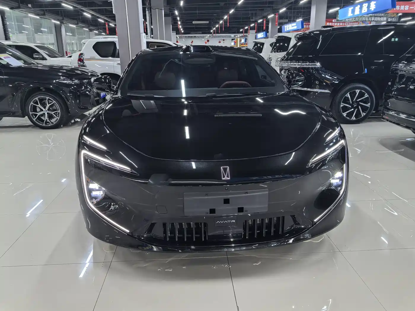 2026 Avatr 12
