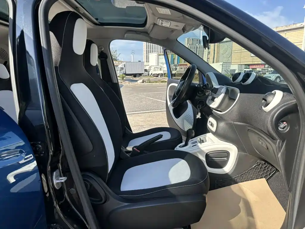 smart forfour 2016 2016 1.0L 52kW Passion Edition