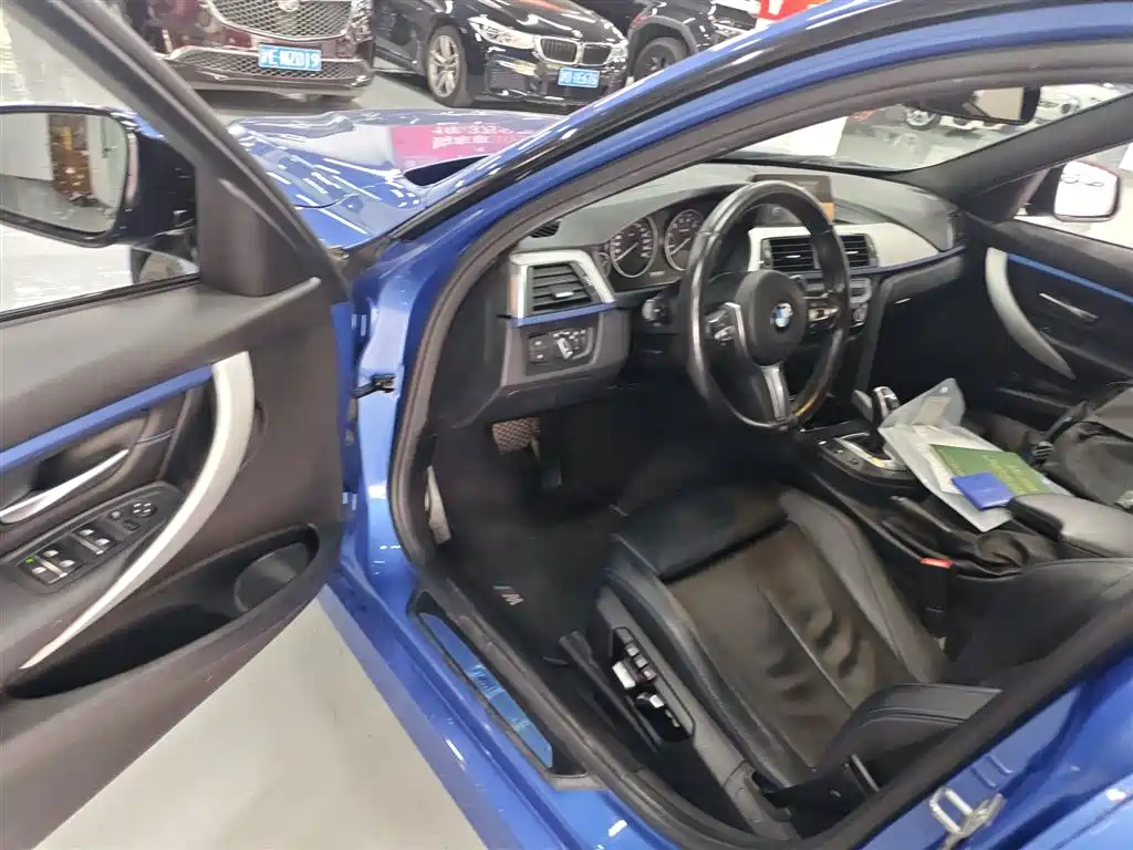 BMW 3 Series 2018 320i M Sport Package фото 16