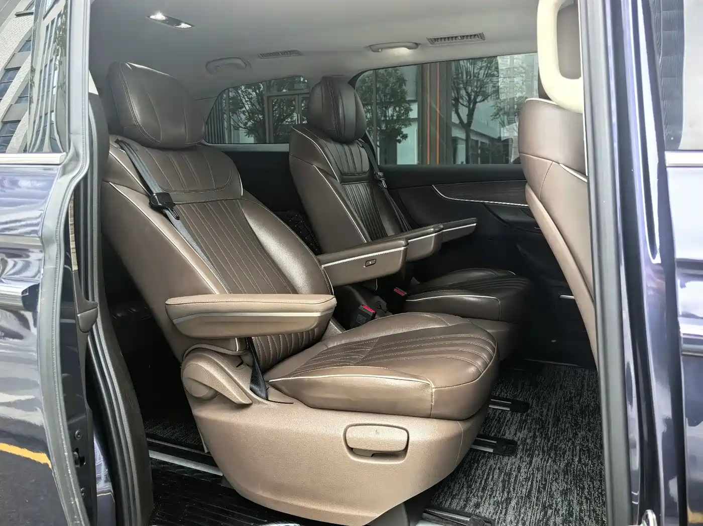 ROEWE IMAX8 NEW ENERGY