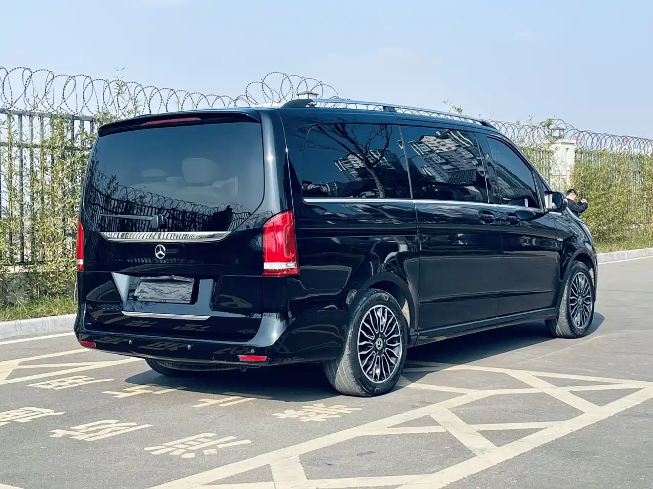 Mercedes-Benz V-Class 2018 V 260 Premium Edition China VI фото 12