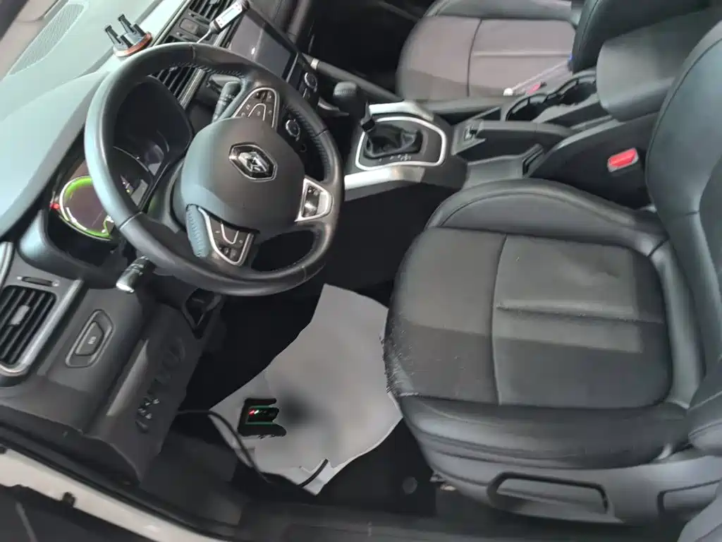 Renault Kadjar 2017 2016 2.0L 2WD Leading